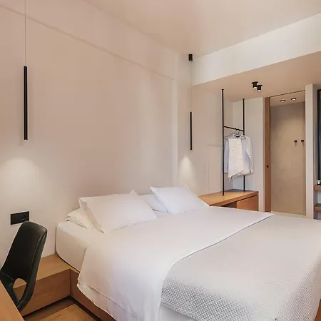 Theofilos * Ханья (Крит)