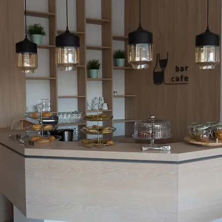 Theofilos Готель Ханья (Крит)