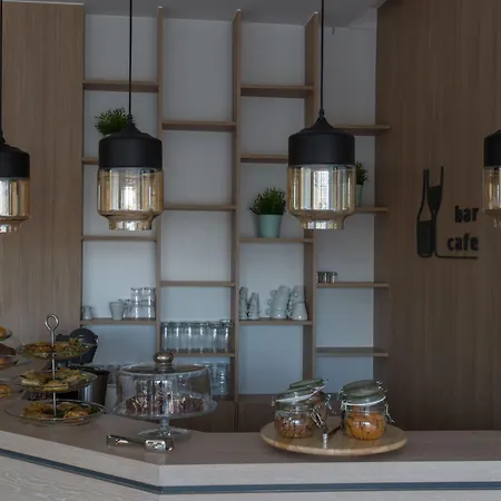 Theofilos * Ханья (Крит)