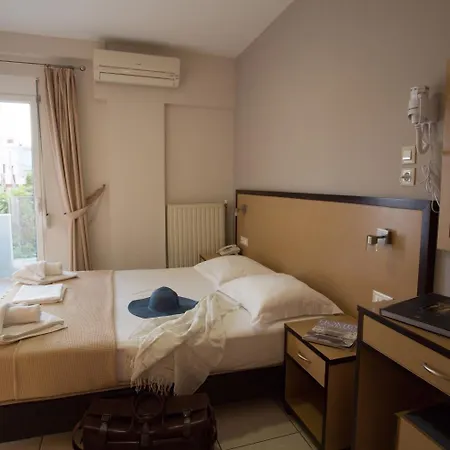 Szálloda Theofilos Hriszí Aktí Haniá