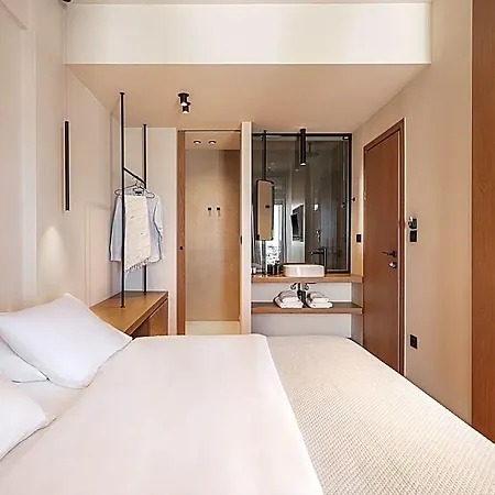 Theofilos Hotell