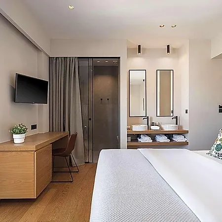 Theofilos Hotell