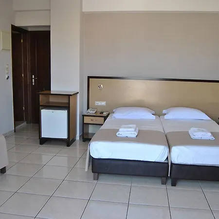 Theofilos Hotell