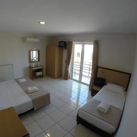 Theofilos Hotell
