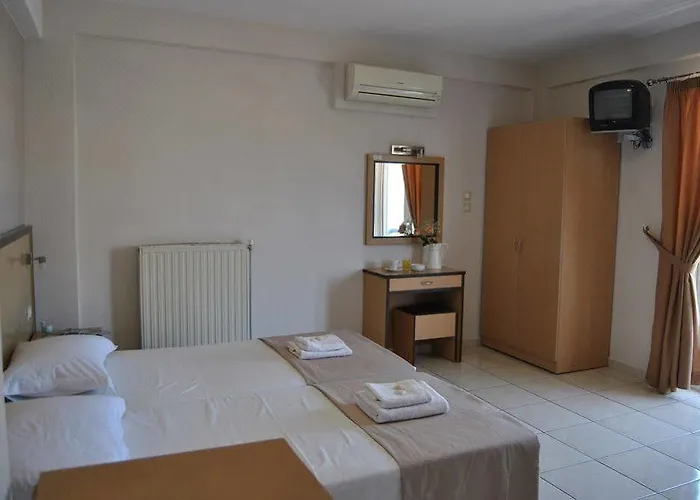 Otel Theofilos Hanya