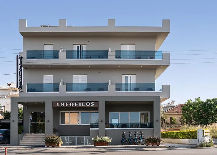 Theofilos Hotel *